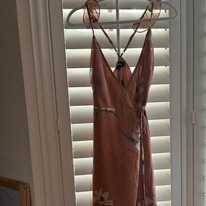 Lulus tan floral midi